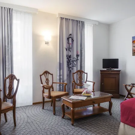 Du Boulevard 3* לוזאן